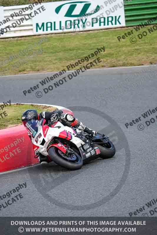 enduro digital images;event digital images;eventdigitalimages;mallory park;mallory park photographs;mallory park trackday;mallory park trackday photographs;no limits trackdays;peter wileman photography;racing digital images;trackday digital images;trackday photos